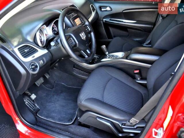 Красный Додж Джорни, объемом двигателя 2.36 л и пробегом 90 тыс. км за 10500 $, фото 15 на Automoto.ua