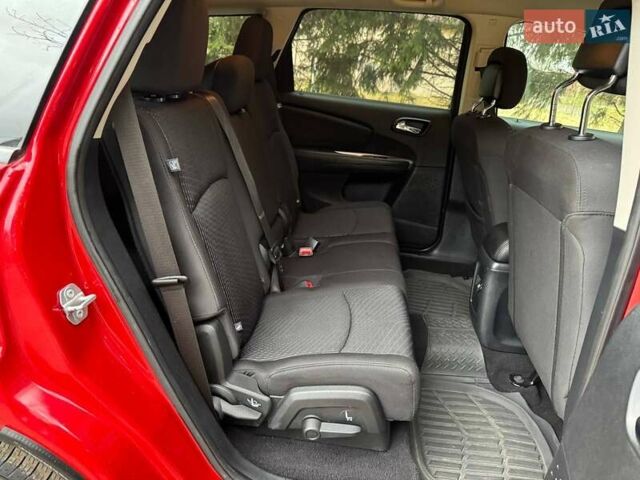 Красный Додж Джорни, объемом двигателя 2.36 л и пробегом 164 тыс. км за 10500 $, фото 20 на Automoto.ua