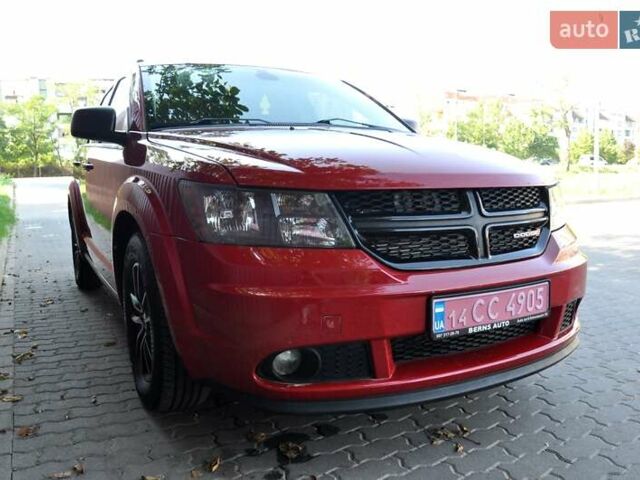 Красный Додж Джорни, объемом двигателя 2.36 л и пробегом 90 тыс. км за 10500 $, фото 2 на Automoto.ua