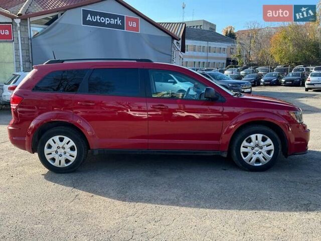 Додж Джорні 2018 у Вінниці на Automoto.ua Червоний Додж Джорні, об'ємом двигуна 2.4 л та пробігом 128 тис. км за 10290 $, фото 2 на Automoto.ua