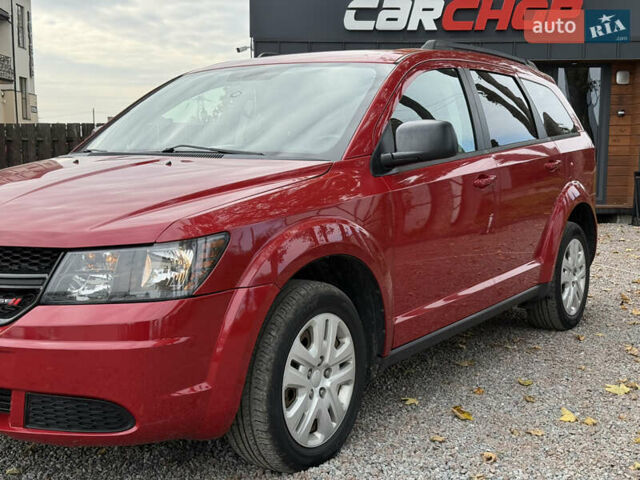 Красный Додж Джорни, объемом двигателя 2.36 л и пробегом 106 тыс. км за 11000 $, фото 3 на Automoto.ua