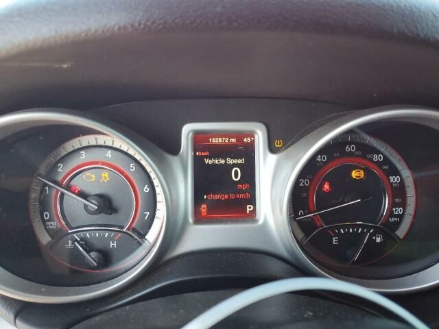 Красный Додж Джорни, объемом двигателя 2.4 л и пробегом 246 тыс. км за 7000 $, фото 8 на Automoto.ua