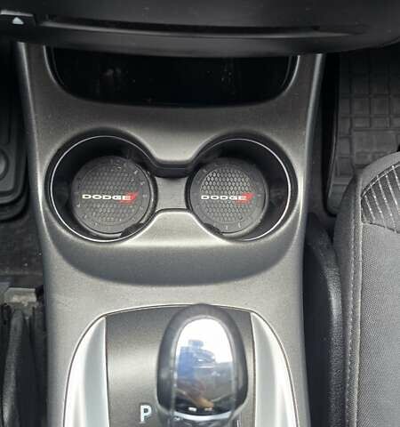 Красный Додж Джорни, объемом двигателя 2.36 л и пробегом 125 тыс. км за 13300 $, фото 47 на Automoto.ua