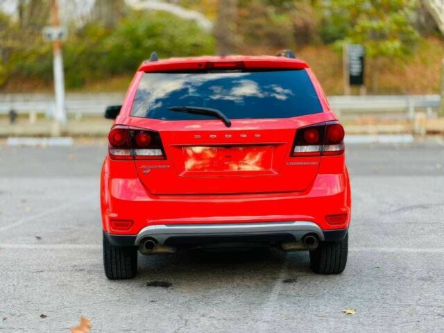 Красный Додж Джорни, объемом двигателя 3.6 л и пробегом 46 тыс. км за 2000 $, фото 5 на Automoto.ua