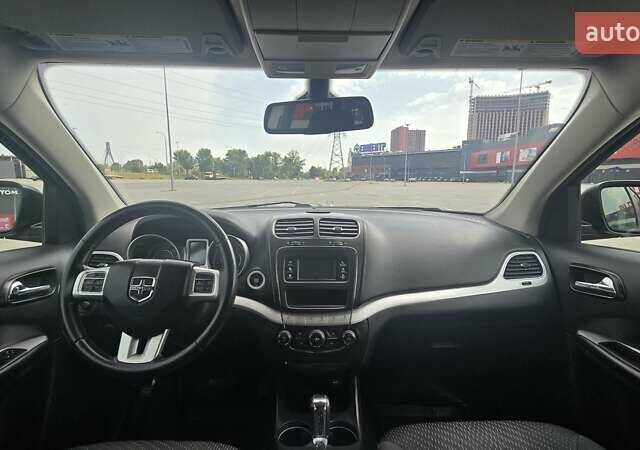 Красный Додж Джорни, объемом двигателя 2.36 л и пробегом 125 тыс. км за 13300 $, фото 15 на Automoto.ua