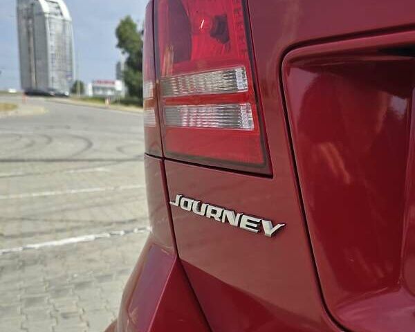 Красный Додж Джорни, объемом двигателя 2.36 л и пробегом 125 тыс. км за 13300 $, фото 13 на Automoto.ua