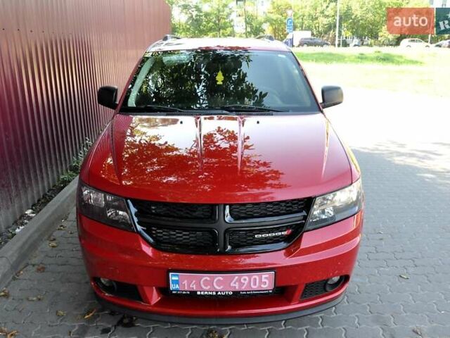 Красный Додж Джорни, объемом двигателя 2.36 л и пробегом 90 тыс. км за 10500 $, фото 3 на Automoto.ua