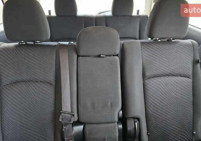 Красный Додж Джорни, объемом двигателя 2.36 л и пробегом 125 тыс. км за 13300 $, фото 35 на Automoto.ua