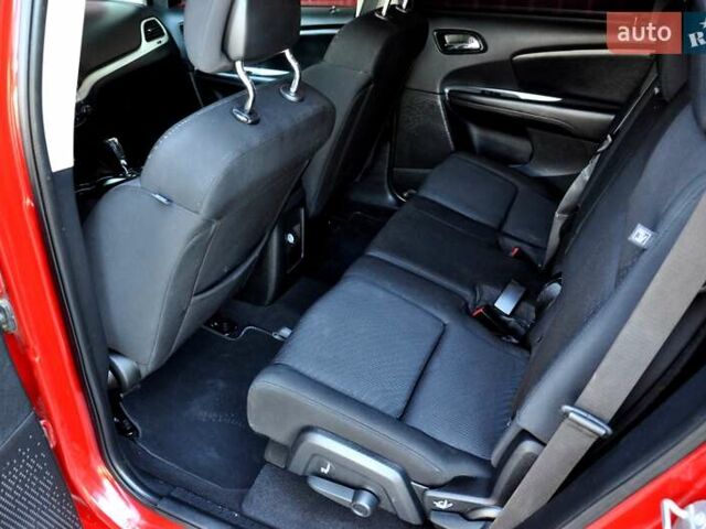 Красный Додж Джорни, объемом двигателя 2.36 л и пробегом 90 тыс. км за 10500 $, фото 19 на Automoto.ua