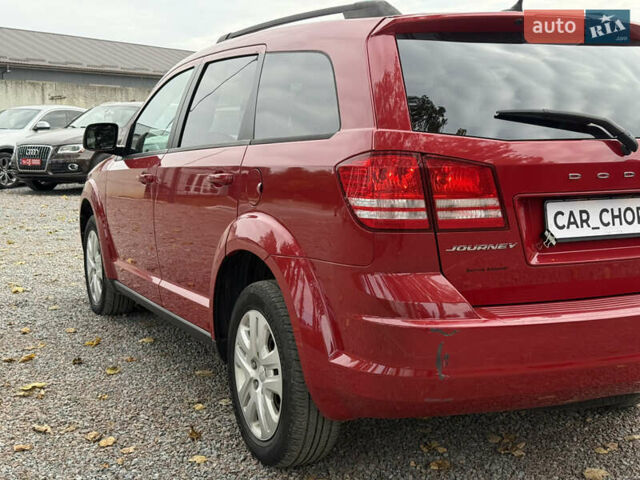 Красный Додж Джорни, объемом двигателя 2.36 л и пробегом 106 тыс. км за 11000 $, фото 8 на Automoto.ua