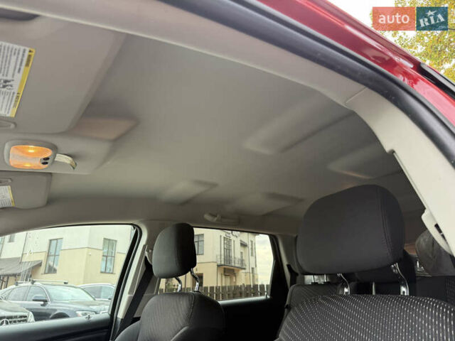 Красный Додж Джорни, объемом двигателя 2.36 л и пробегом 106 тыс. км за 11000 $, фото 42 на Automoto.ua