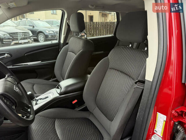 Красный Додж Джорни, объемом двигателя 2.36 л и пробегом 106 тыс. км за 11000 $, фото 33 на Automoto.ua