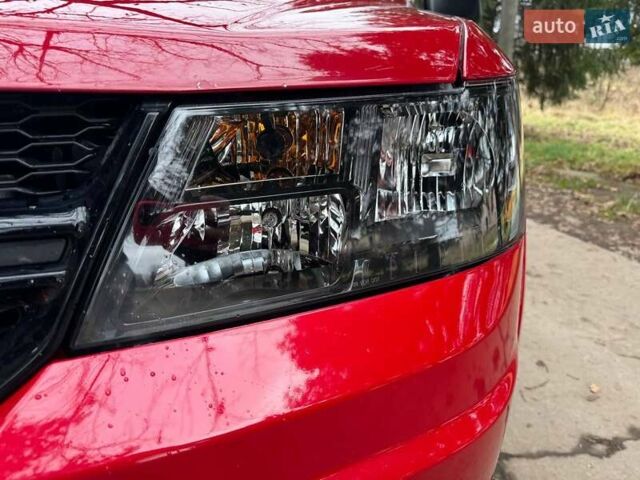 Красный Додж Джорни, объемом двигателя 2.36 л и пробегом 164 тыс. км за 10500 $, фото 33 на Automoto.ua