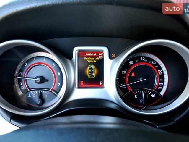 Красный Додж Джорни, объемом двигателя 2.36 л и пробегом 90 тыс. км за 10500 $, фото 33 на Automoto.ua