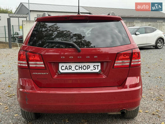 Красный Додж Джорни, объемом двигателя 2.36 л и пробегом 106 тыс. км за 11000 $, фото 11 на Automoto.ua