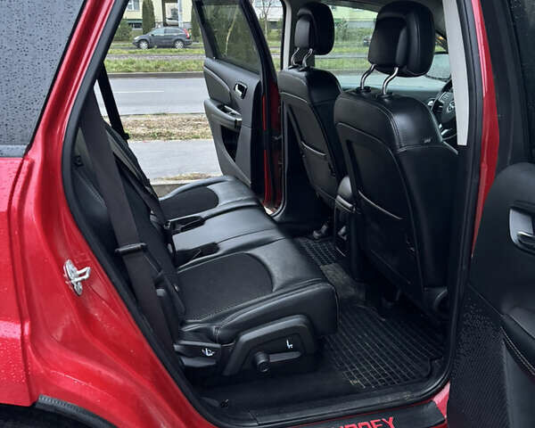 Красный Додж Джорни, объемом двигателя 3.6 л и пробегом 117 тыс. км за 19000 $, фото 40 на Automoto.ua