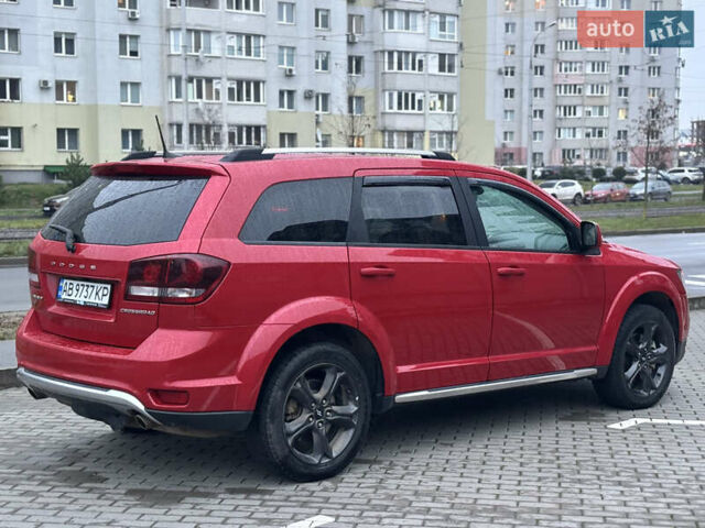 Красный Додж Джорни, объемом двигателя 3.6 л и пробегом 117 тыс. км за 19000 $, фото 14 на Automoto.ua