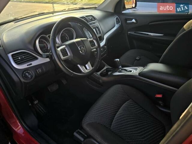 Красный Додж Джорни, объемом двигателя 3.61 л и пробегом 145 тыс. км за 11500 $, фото 16 на Automoto.ua