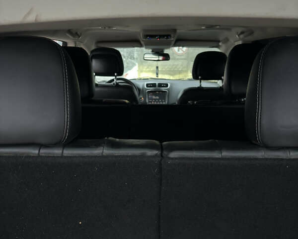 Красный Додж Джорни, объемом двигателя 3.6 л и пробегом 117 тыс. км за 19000 $, фото 62 на Automoto.ua