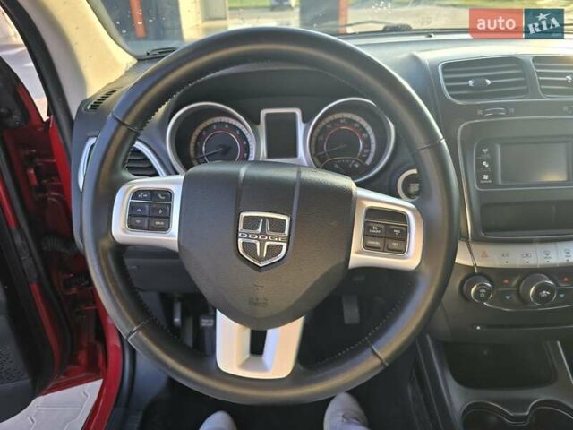 Красный Додж Джорни, объемом двигателя 3.61 л и пробегом 145 тыс. км за 11500 $, фото 13 на Automoto.ua