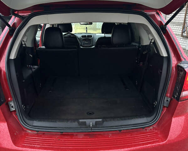 Красный Додж Джорни, объемом двигателя 3.6 л и пробегом 117 тыс. км за 19000 $, фото 69 на Automoto.ua