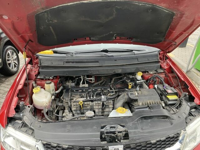 Красный Додж Джорни, объемом двигателя 2.4 л и пробегом 152 тыс. км за 12500 $, фото 5 на Automoto.ua