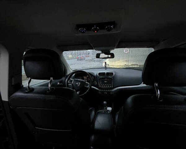 Красный Додж Джорни, объемом двигателя 3.6 л и пробегом 117 тыс. км за 19000 $, фото 44 на Automoto.ua