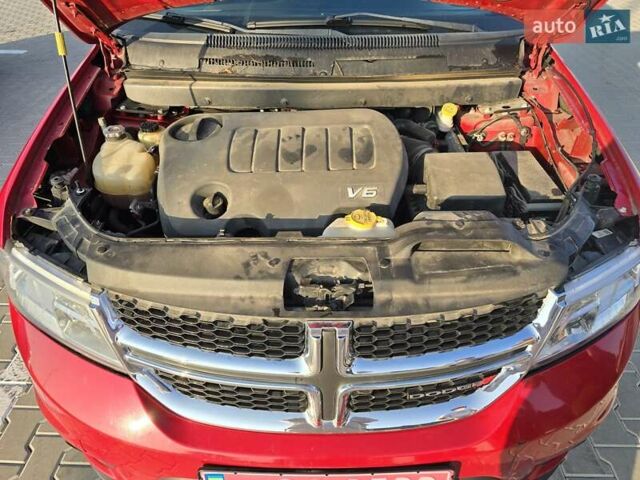 Красный Додж Джорни, объемом двигателя 3.61 л и пробегом 145 тыс. км за 11500 $, фото 19 на Automoto.ua