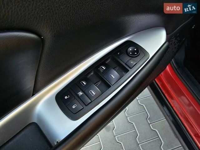 Красный Додж Джорни, объемом двигателя 3.61 л и пробегом 145 тыс. км за 11500 $, фото 17 на Automoto.ua