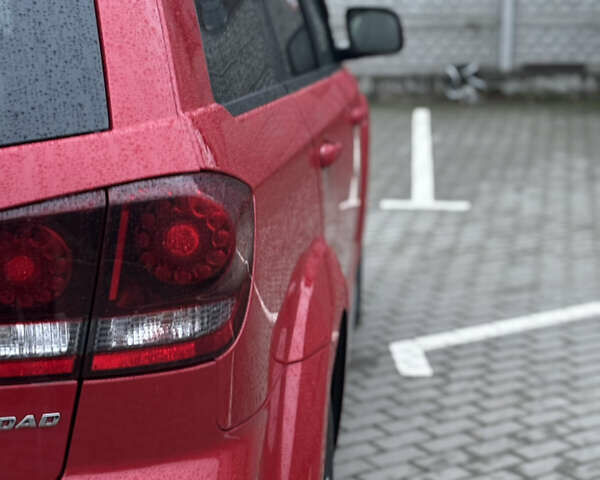 Красный Додж Джорни, объемом двигателя 3.6 л и пробегом 117 тыс. км за 19000 $, фото 13 на Automoto.ua