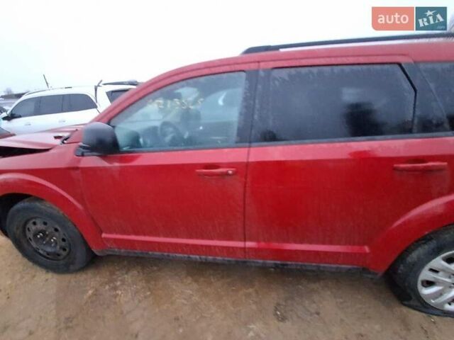 Красный Додж Джорни, объемом двигателя 2.4 л и пробегом 140 тыс. км за 9200 $, фото 3 на Automoto.ua
