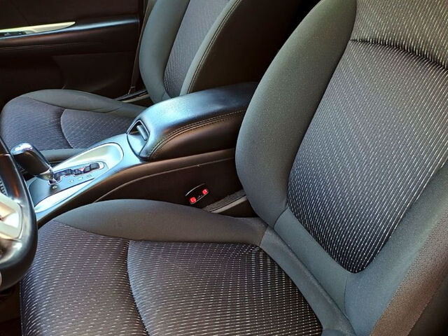 Червоний Додж Джорні, об'ємом двигуна 2.4 л та пробігом 101 тис. км за 12300 $, фото 4 на Automoto.ua