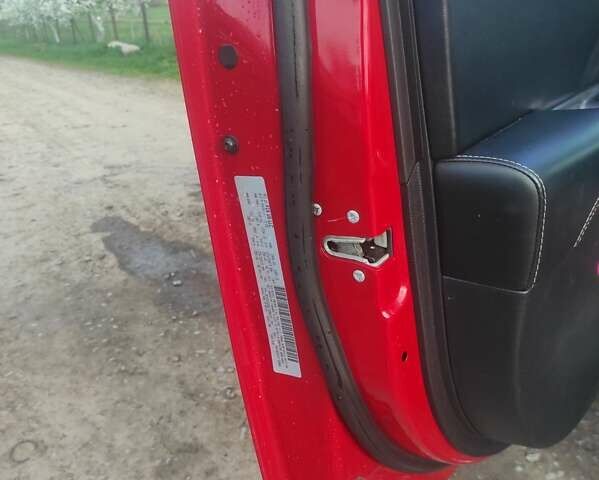 Красный Додж Джорни, объемом двигателя 2.36 л и пробегом 99 тыс. км за 16000 $, фото 17 на Automoto.ua