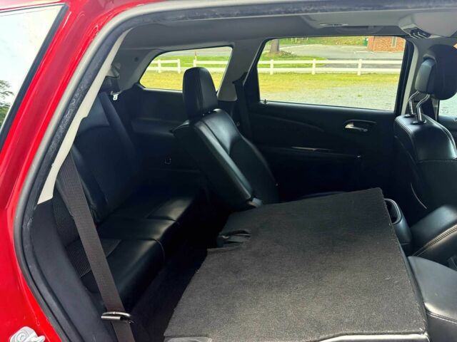 Красный Додж Джорни, объемом двигателя 2.4 л и пробегом 47 тыс. км за 7500 $, фото 15 на Automoto.ua