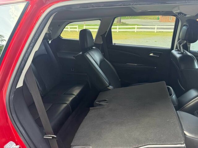 Красный Додж Джорни, объемом двигателя 2.4 л и пробегом 43 тыс. км за 13800 $, фото 12 на Automoto.ua