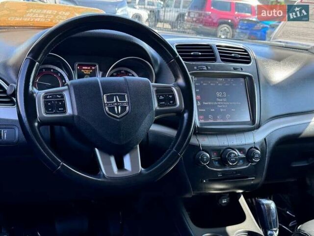 Красный Додж Джорни, объемом двигателя 2.36 л и пробегом 88 тыс. км за 2650 $, фото 7 на Automoto.ua