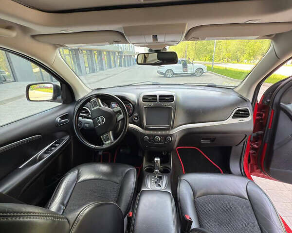 Червоний Додж Джорні, об'ємом двигуна 2.36 л та пробігом 130 тис. км за 14100 $, фото 5 на Automoto.ua