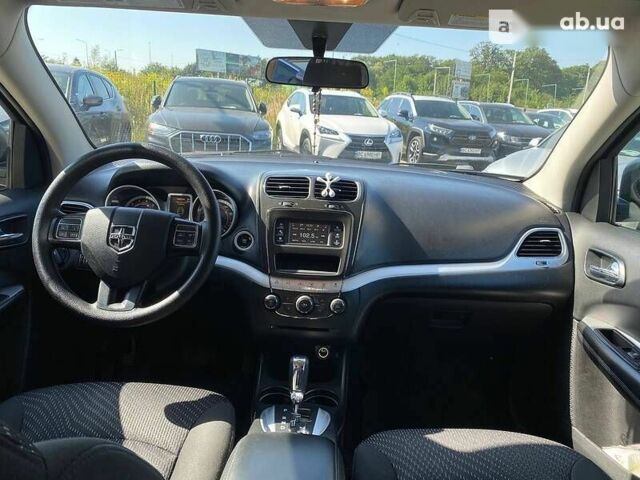 Додж Джорни, объемом двигателя 2.4 л и пробегом 129 тыс. км за 13500 $, фото 10 на Automoto.ua