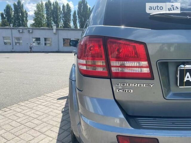 Додж Джорні, об'ємом двигуна 2 л та пробігом 242 тис. км за 8990 $, фото 3 на Automoto.ua