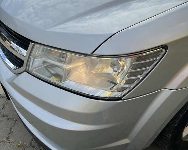 Додж Джорни, объемом двигателя 2 л и пробегом 175 тыс. км за 8700 $, фото 8 на Automoto.ua