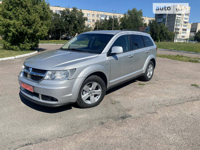 Додж Джорни, объемом двигателя 2 л и пробегом 265 тыс. км за 9200 $, фото 3 на Automoto.ua