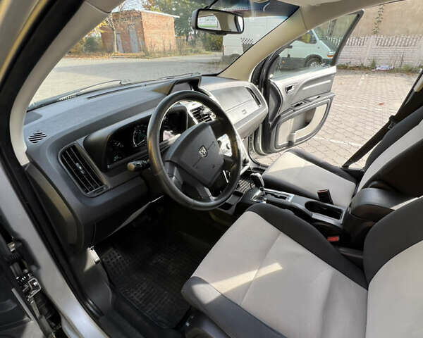 Додж Джорни, объемом двигателя 2 л и пробегом 175 тыс. км за 8700 $, фото 24 на Automoto.ua