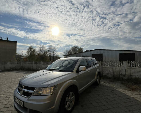 Додж Джорни, объемом двигателя 2 л и пробегом 175 тыс. км за 8700 $, фото 5 на Automoto.ua