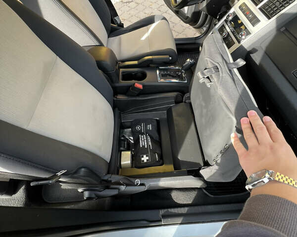 Додж Джорни, объемом двигателя 2 л и пробегом 175 тыс. км за 8700 $, фото 32 на Automoto.ua