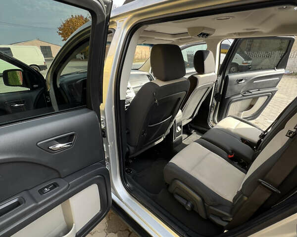 Додж Джорни, объемом двигателя 2 л и пробегом 175 тыс. км за 8700 $, фото 21 на Automoto.ua