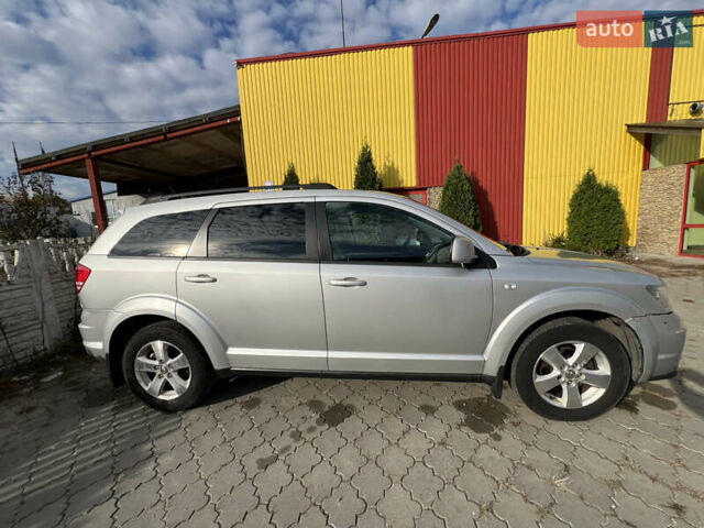 Додж Джорни, объемом двигателя 2 л и пробегом 175 тыс. км за 8700 $, фото 2 на Automoto.ua