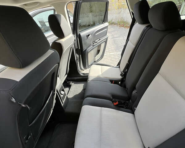 Додж Джорни, объемом двигателя 2 л и пробегом 175 тыс. км за 8700 $, фото 22 на Automoto.ua