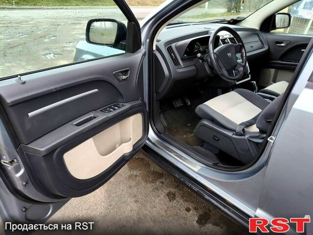 Додж Джорни, объемом двигателя 2 л и пробегом 268 тыс. км за 3800 $, фото 7 на Automoto.ua