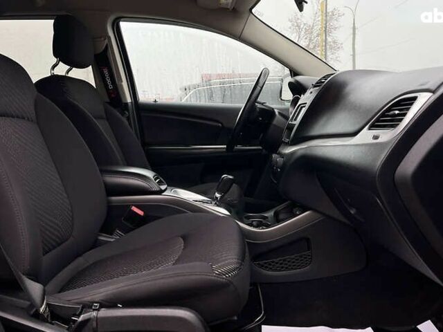 Додж Джорни, объемом двигателя 2.4 л и пробегом 157 тыс. км за 9000 $, фото 16 на Automoto.ua