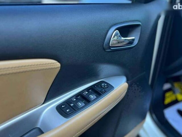 Додж Джорни, объемом двигателя 0 л и пробегом 161 тыс. км за 10990 $, фото 7 на Automoto.ua